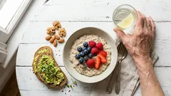 Wat moeten we eten als we ouder worden? Zeven aanbevolen voedingsmiddelen.